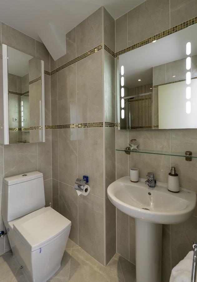 Nest Studio Playa Alhamar Sitio de Calahonda المظهر الخارجي الصورة